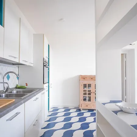 Sterlizia 펜션 카프리